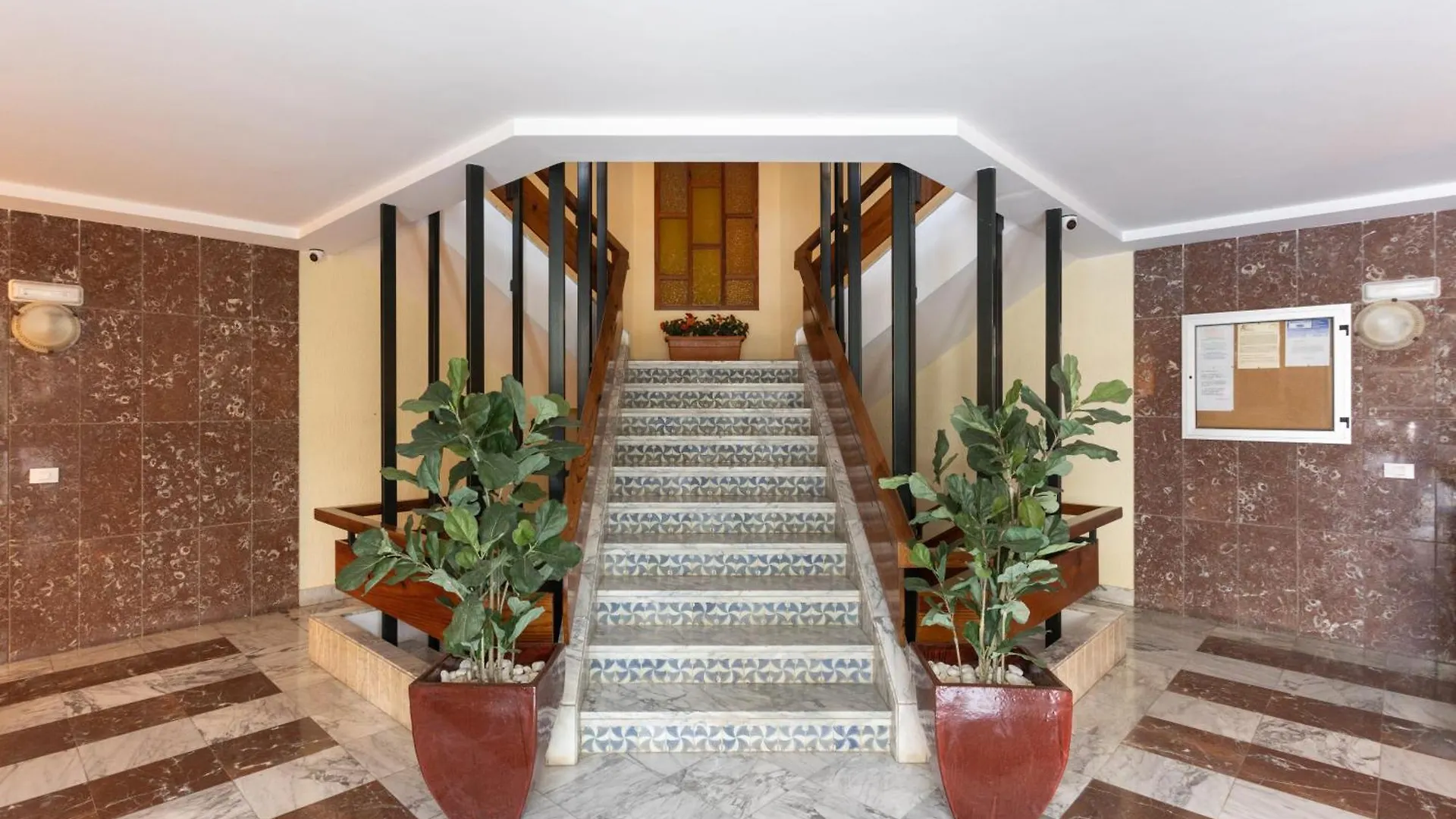 Classbnb - Seafront Apartment At Las Vistas Beach Arona